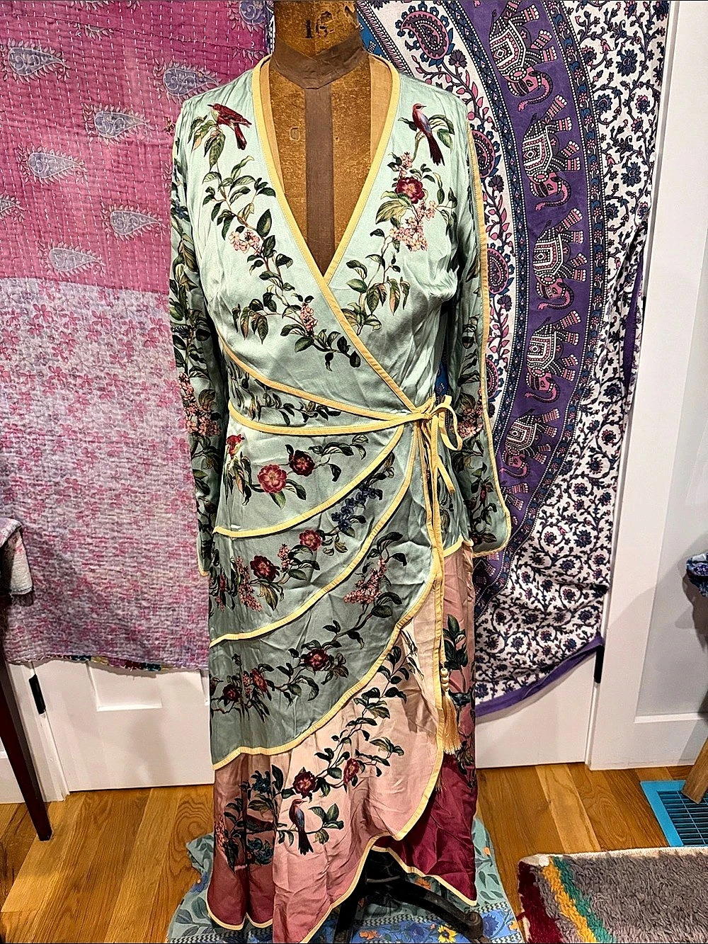 Farm Rio Birds Tree Long Sleeve Maxi Dress Floral Maxi Dress Green & Pink Medium